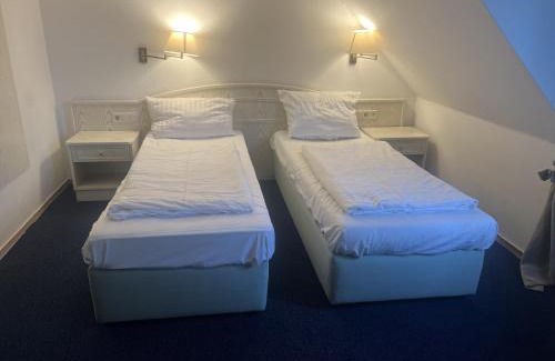 Oberdorla Hôtel | HOTEL S Norderstedt