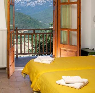 Goura Hôtel | Hotel Semeli