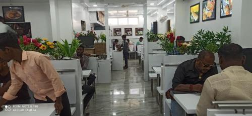 Koregaon Hôtel | Hotel Shivraj Residency rahimatpur