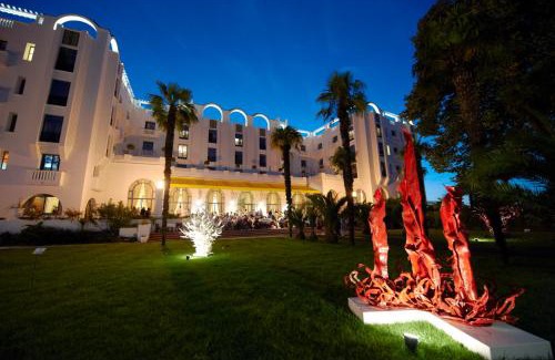 Dax Hôtel | Hotel & Spa Vacances Bleues Le Splendid