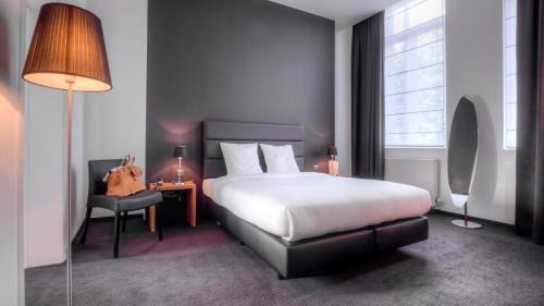 Mons Hôtel | Hotel St James