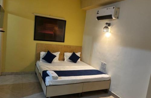 Pitampura Hôtel | Hotel Star Near railway station