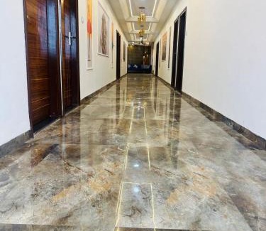 Rau Hôtel | Hotel Staywell,Pithampur
