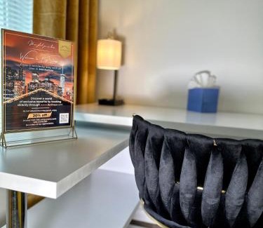Jersey City Maison | Hotel-Style, No Host, Professionally Managed ID289