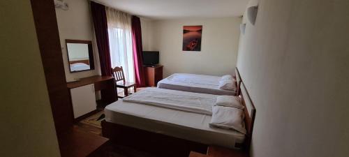 Barcanesti Hôtel | Hotel SYM