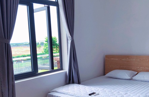 Tan Uyen Town Maison | Hotel Tan Khoi Dat
