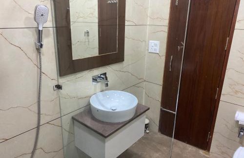 Anandpur Sahib Hôtel | Hotel temple view inn