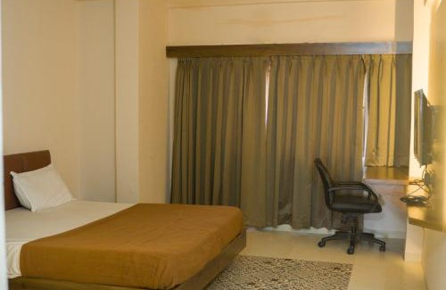 GIDC Maison | Hotel Ten