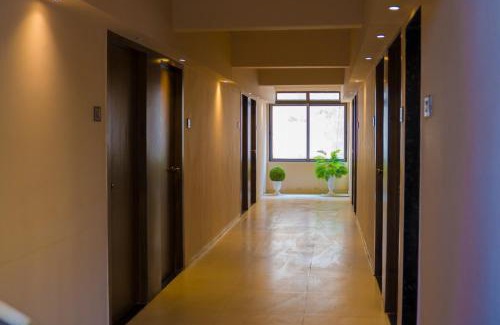 GIDC Maison | Hotel Ten