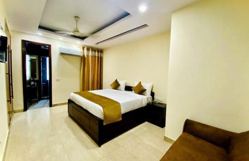 Kalkaji Appartement | Hotel The JPM - Kalka Ji