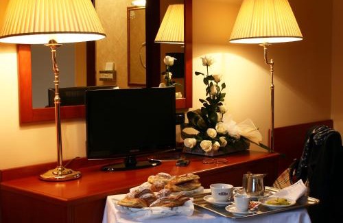 Porto Salvo Hôtel | Hotel Tito Serrano'