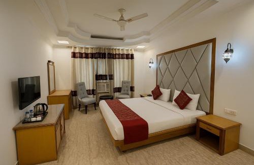 Karol Bagh Hôtel | Hotel TJS Royale, Karol Bagh, 2 Mins from Metro