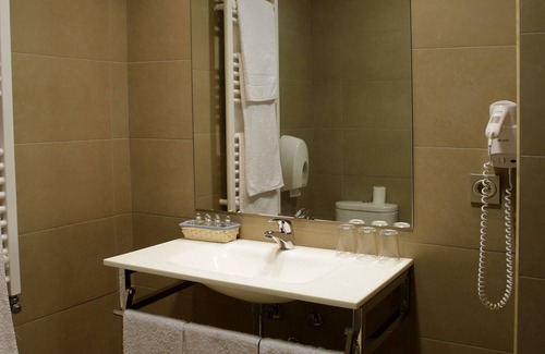 Santa Cruz De Mudela Hôtel | Hotel Toral