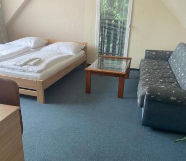 Mirosovice Hôtel | Hotel U Císaře