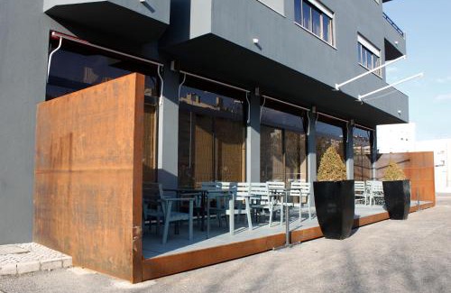 Santarem Hôtel | Hotel Umu