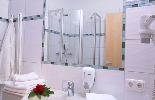 Huettschlag Hôtel | Hotel und Aparthotel Almrösl