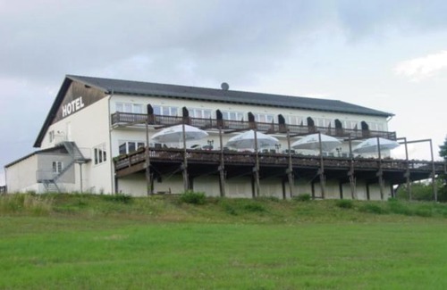Friesdorf Maison | Hotel und Gasthaus Rammelburg-Blick