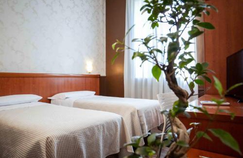 Cenisia Hôtel | Hotel Universo