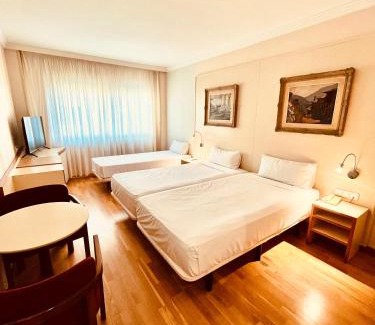 Sabadell Hôtel | Hotel Urpí