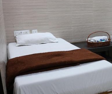 Rajahmundry Hôtel | HOTEL VALLABHA RESiDENCY