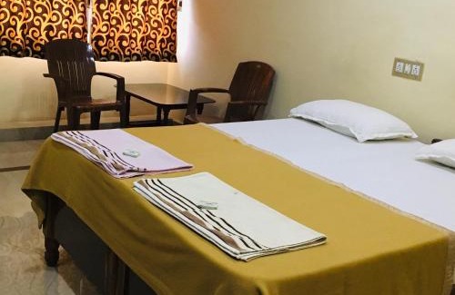 Kamalapur Hôtel | Hotel Varsha Hampi