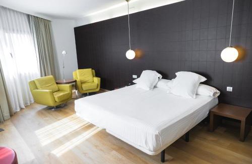 Valdepenas Hôtel | Hotel Veracruz Plaza & Spa