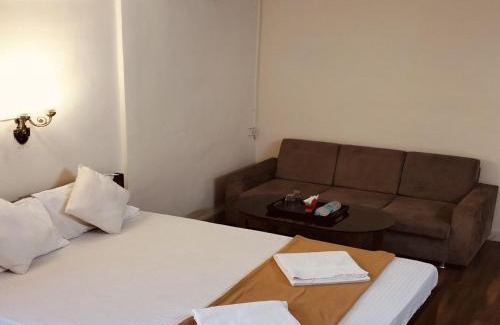Vajreshwari Hôtel | Hotel Vijay Palace Lodging Boarding