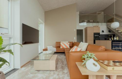 Streymoy Appartement | Hotel Vík - 3 BR Wellness Townhouses with Sauna, Jacuzzi & Panoramic Views