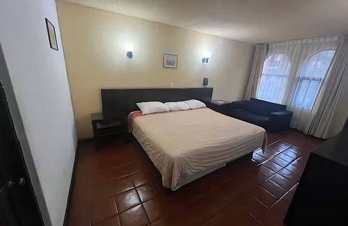 Morelia Hôtel | Hotel Villa Capri, 1 cama triple 4 Huéspedes