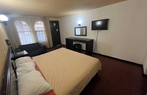 Morelia Hôtel | Hotel Villa Capri, 1 cama triple 4 Huéspedes