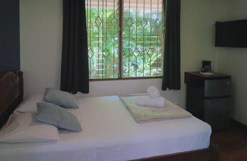 Coco Hôtel | Hotel Villa Del Sol