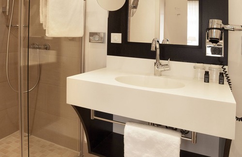 Westend-Sud Hôtel | Hotel Villa Florentina