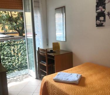 Loano Hôtel | Hotel Villa Lina
