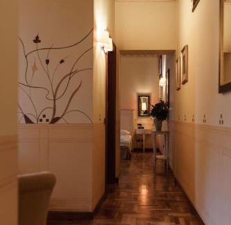 Castello d'Aviano Hôtel | Hotel Villa Policreti