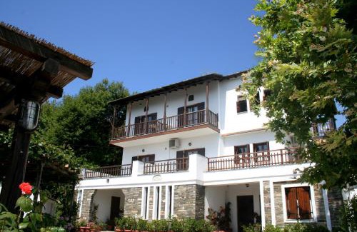Agios Dimitrios Hôtel | Hotel Vrionis