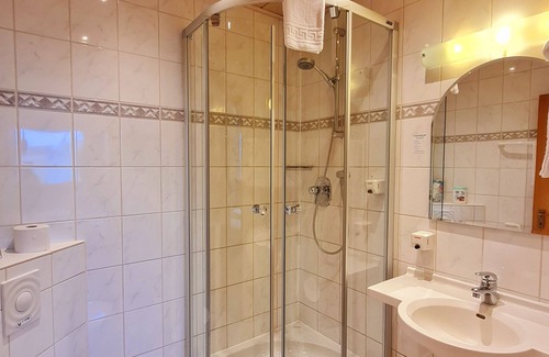 Aerzen Hôtel | Hotel Waldquelle - Baumhaushotel Aerzen