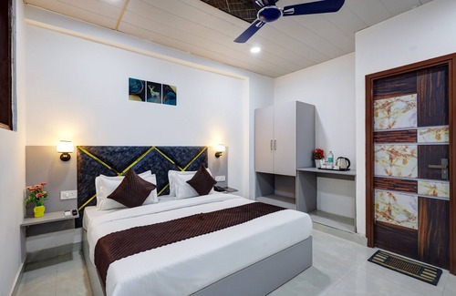 Sector 27 Hôtel | Hotel Warm Welcome Inn Noida Sector 26