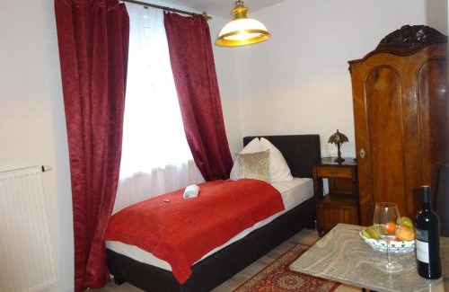 Tulln an der Donau Hôtel | Hotel Widhof - Check-in im Hotel Nibelungenhof