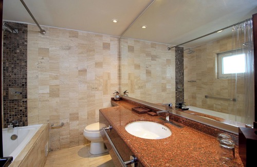 Chico Reservado Hôtel | Hotel Windsor House Inn By GEH Suites