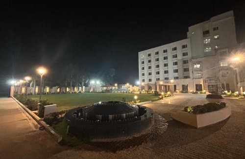 Pipra Dewas Hôtel | Hotel Yuvraj Dx