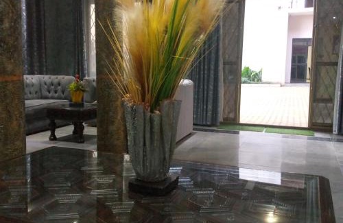 Jinja Hôtel | HOTEL ZEPTAN