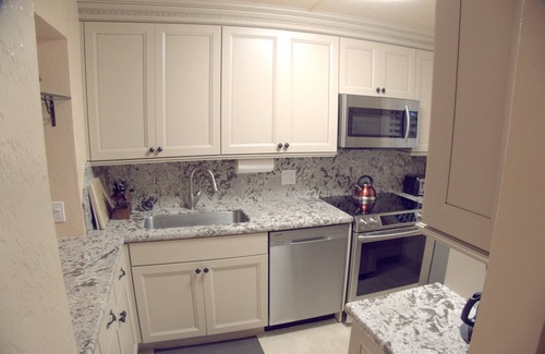 Kihei Copropriété | Hotel-zoned Oceanfront Comfort on a Budget 2bed 2ba condo - NEW LISTING!