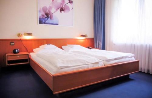 Kettwig Maison | Hotel Zur Flora