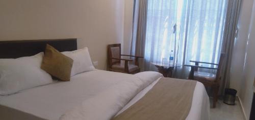 Kopar Khairane Hôtel | Hotels In Ghansoli With Air Conditioner, Smoking, Laundry