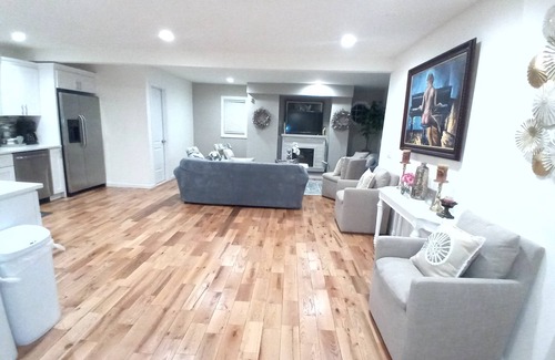 Mastic Maison | Hottub, ⛳️, htd pool,Basketball, volleyball .