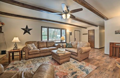 Houghton Lake Maison | Houghton Lake Cottage Escape with Patio!