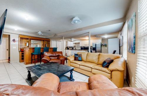 Lilburn Maison | Hound Lair