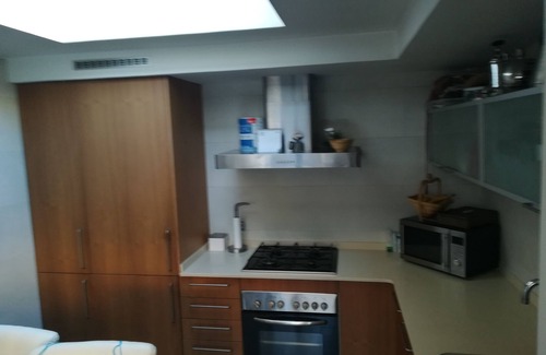 L'Hospitalet de Llobregat Maison | House with pool, garden and well connected