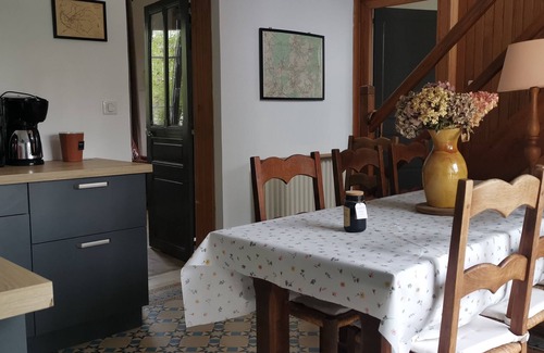 Coucy-le-Chateau-Auffrique Maison | House with castle view