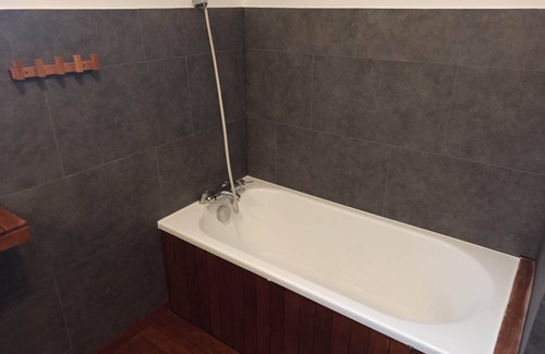 Hautecour Cabine | Maison 220m2 8/10pers. Avec grand terrain privatif et terrasse avec vue sur lac.